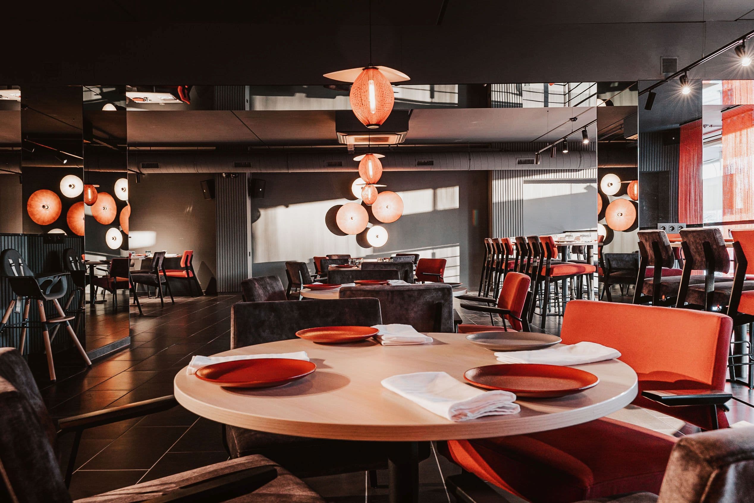 Restaurant 2 — photographie par Bmk Studio